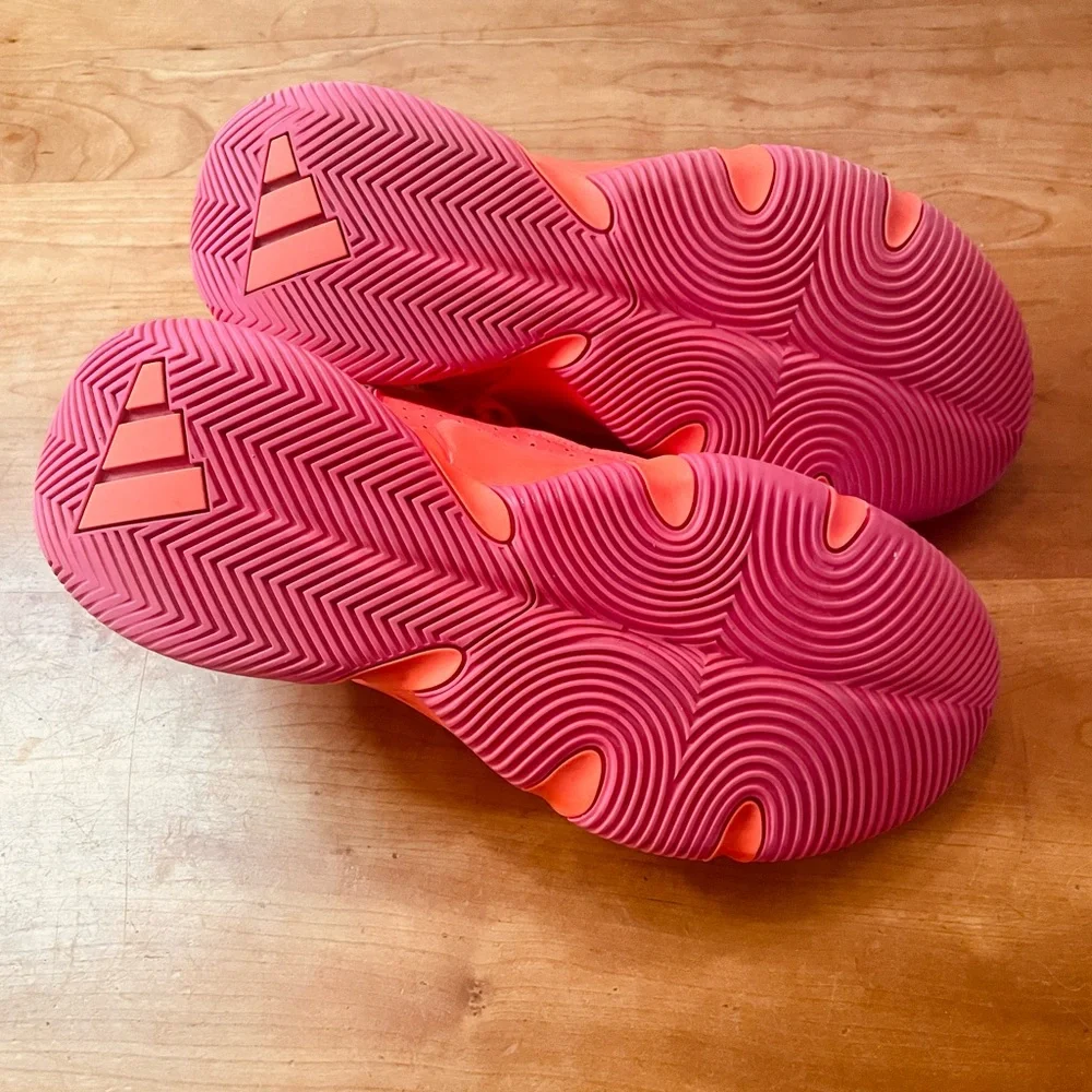 Men’s Adidas Bounce Basketball shoes